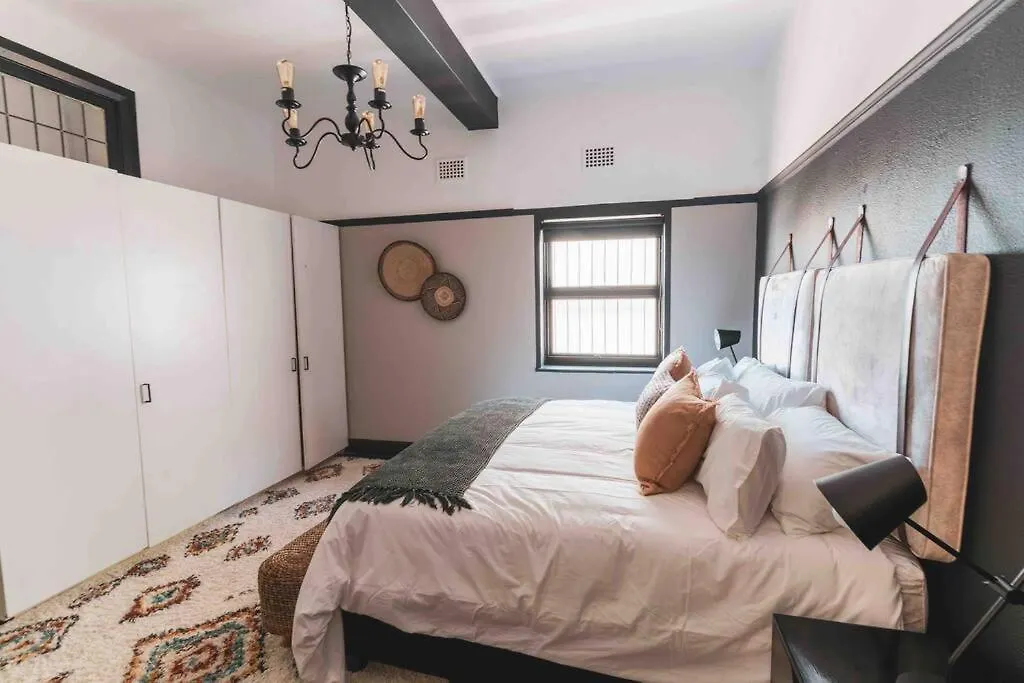 Cozy One-Bedroom In The Heart Of Sea Point Cape Town South Africa